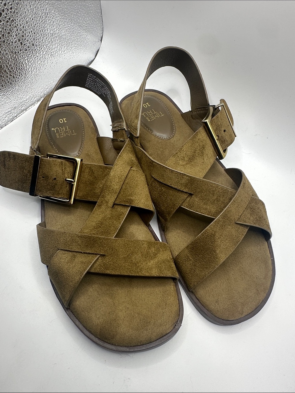 Time and Tru Olive Brown Suede Crisscross Buckle Sandals size 10